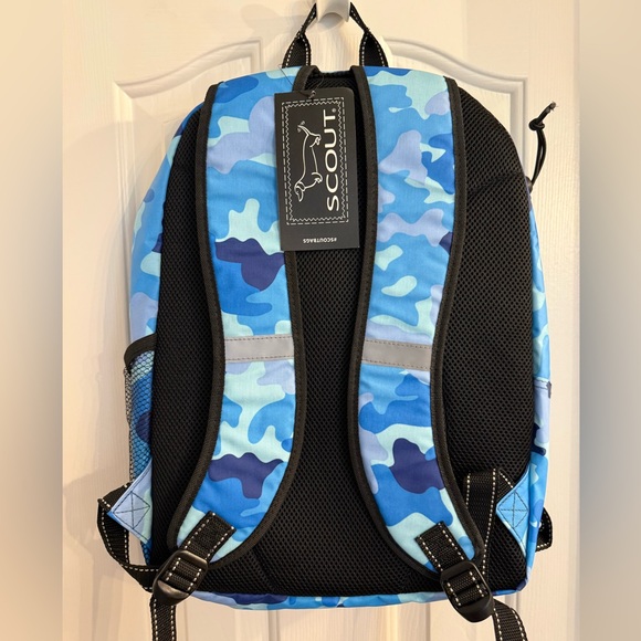 coach camo drw backpack Outlet West In Signature Print Stay organized Scout Big Draw Backpack in